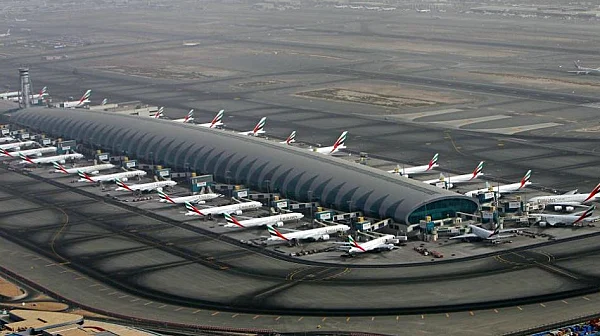 Най-малко 1000 българи са блокирани в Дубай и Катар заради отменени полети