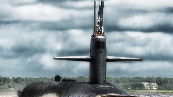 Румъния купува подводници и амфибии срещу заплаха от Черно море