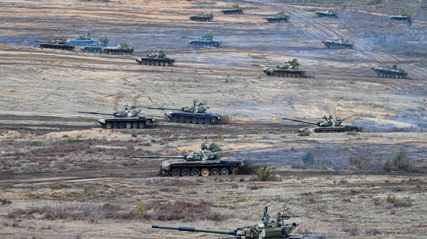 Великобритания ще даде на Украйна модерни танкове
