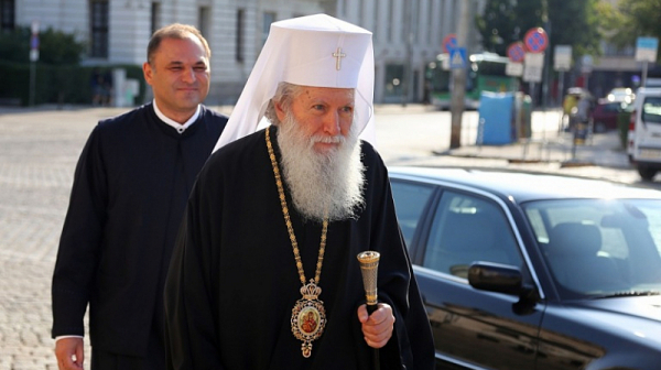 Патриарх Неофит: Съвременните будители продължават святото дело на българската духовност и просвета