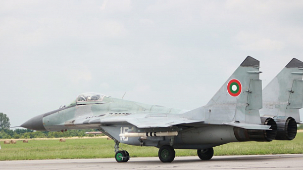 Няма спасение! Вместо неустойка от Русия за 1.5 млн. лева, България с ново споразумение за МиГ-29