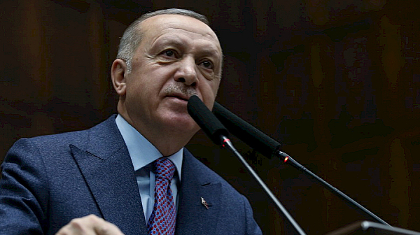Ердоган вече може сам да свиква мобилизация