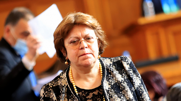 Татяна Дончева: Няма нищо по-естествено част от служебните министри да получат постове в новото правителство
