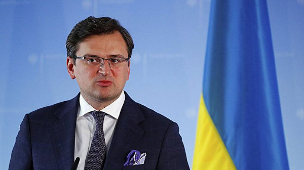 Кулеба: ЕС обсъжда пети кръг на санкции срещу Русия