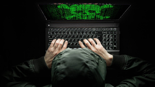 4,1 млн. лири в биткойни трябва да плати хакерът, който разби профила на Обама