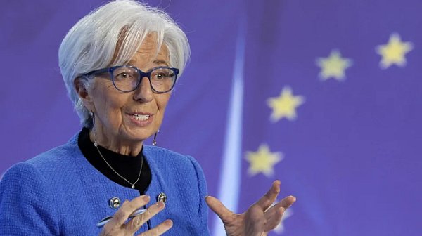 Кристин Лагард: С гордост приветстваме България в еврозоната