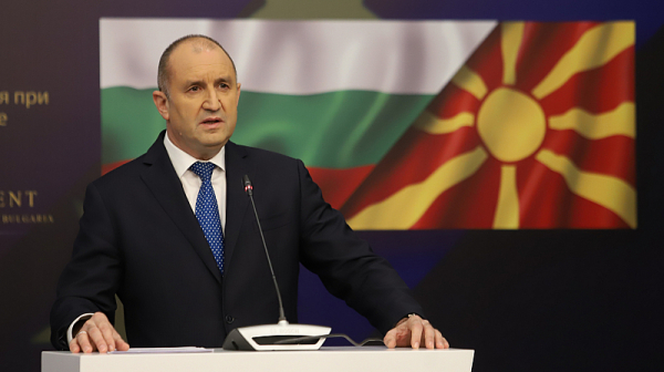 Радев: Има натиск върху България чрез евроинституциите за вдигане на ветото за РСМ