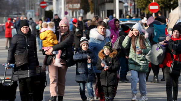 България на първо място в ЕС по брой украински бежанци с временна закрила