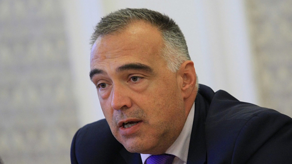 Антон Кутев: Ще е страшна грешка, ако БСП не подкрепи Радев за втори мандат