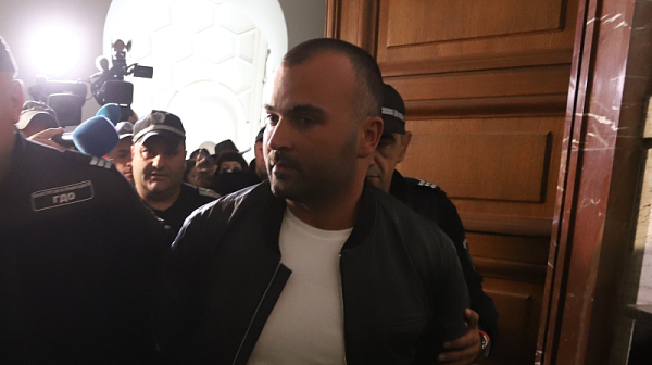 Придружен от патрул след алкохол и кокаин: 18 г. затвор за катастрофата със загинал французин