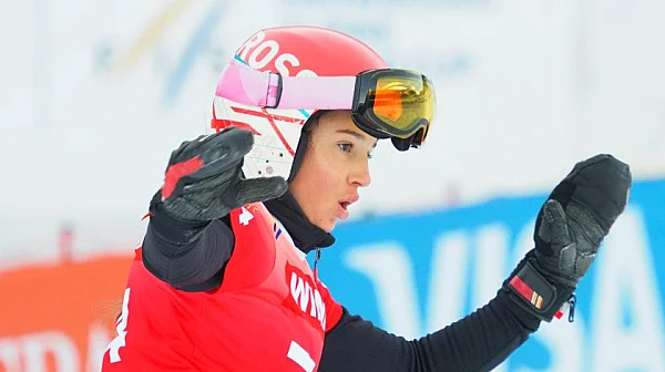 След тежкия инцидент в Чехия: Лекари се опасяват за гръбначния стълб на Малена Замфирова