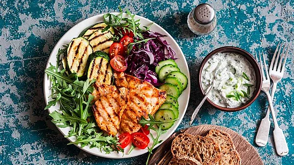 Средиземноморската диета намалява риска от всички видове инсулт с до 25%