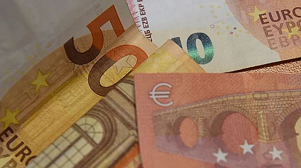 Експерти съветват да спестяваме 10-20% месечно от заплатата си