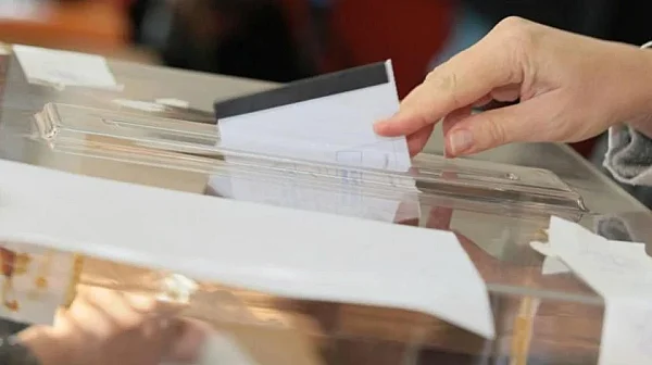 Заради починали или напуснали кметове – частични местни избори днес в страната