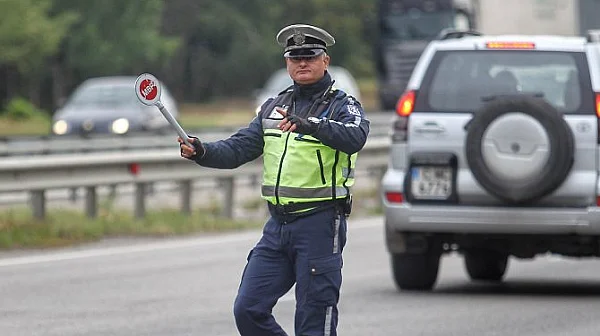 Шофьори не спират да отказват тестове за алкохол и наркотици пред КАТ
