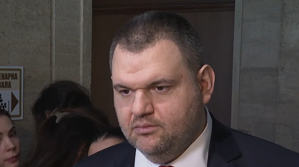 Пеевски: ПП трябва да го преживеят - МВнР е на ГЕРБ, Борисов решава кой да е министър