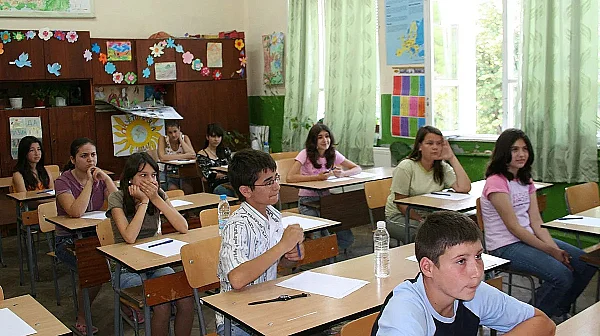 В помощ на четвъртокласниците: МОН представи обучителна платформа за работа с текстове