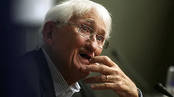На 96 години почина Юрген Хабермас, един от най-влиятелните философи на ХХ-и век