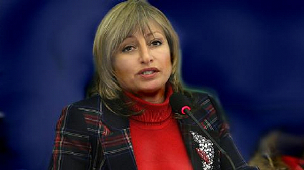 Мира Радева: Арогантността и тропането по масата на ИТН може да върне Борисов на бял кон