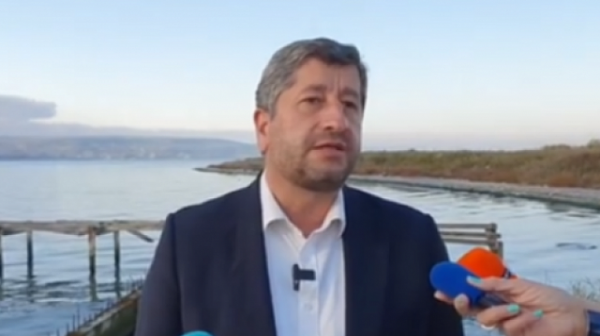 ”Демократична България” внася сигнал до Гешев за ”пристанището на Доган”