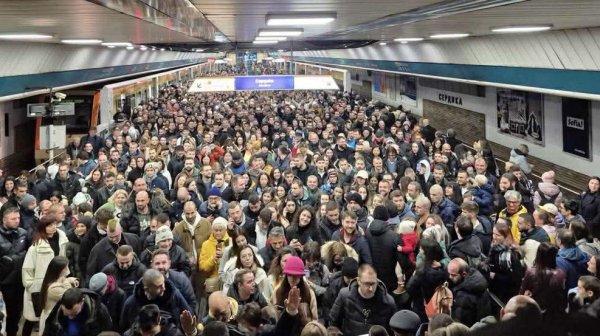 Младите удариха по масата: Сега повече от всякога им трябва политическо представителство – тяхно!