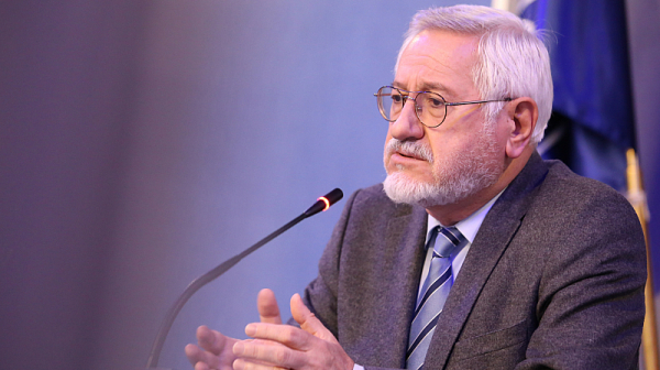 Проф. Димитров: РСМ не допуска мисълта за обща история и заложеното в Договора за добросъседство