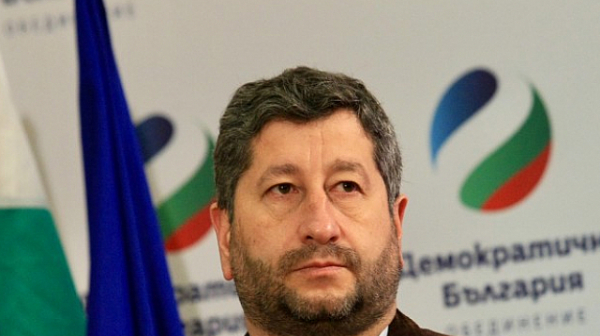 ”Демократична България” сезира ВСС за връзки на Гешев с Петьо Еврото от ”Осемте Джуджета”