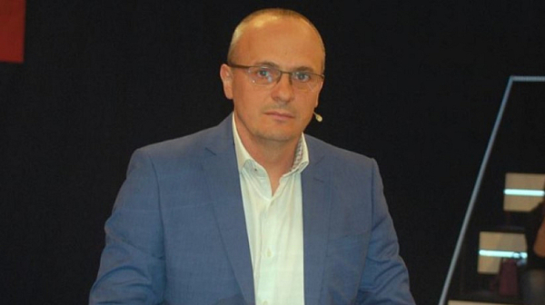 Георги Киряков: Ако Радев реши да влезе на партийния терен, вероятността да катастрофира като Първанов е много голяма