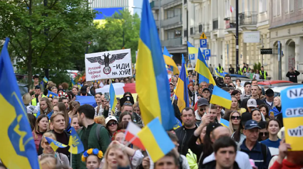 Украинците са дали 2,7% от БВП на Полша през 2024 г.