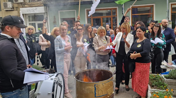 Мая Манолова: Огън от народна любов ще запали чергата на управляващите