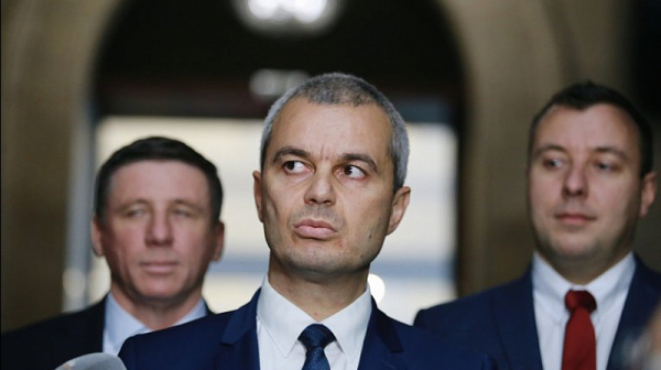 Лидерът на „Възраждане“ Костадинов се изправя пред Софийския районен съд