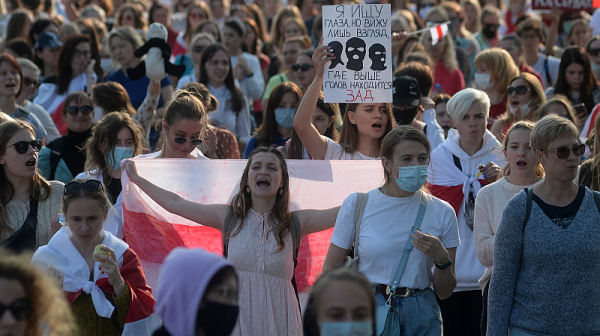 Гореща точка - Беларус: Десетки арести по време на петия пореден ”Марш на жените”