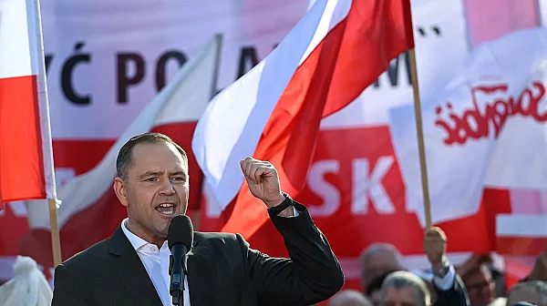 Полша ограничава помощта за украински бежанци, Унгария сипе заплахи към Киев