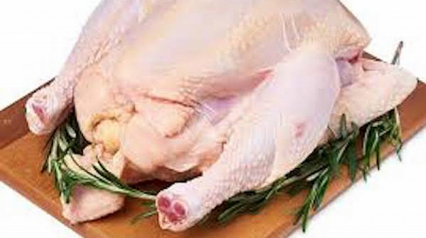 Над 30 тона пилешко месо със салмонела от Полша спря БАБХ