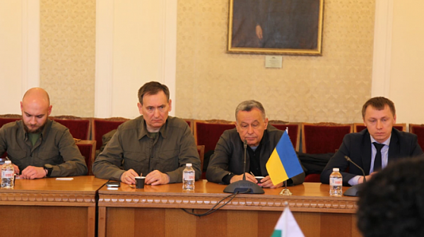 ДБ и ПП се срещнаха с украински депутати