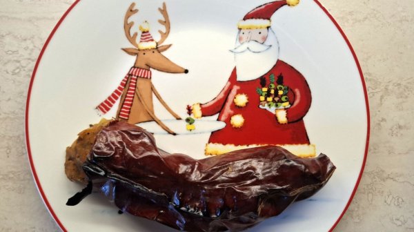 Всички пътища водят към чушки с боб: Кратка история за баба, боба и една рецепта (някъде там)