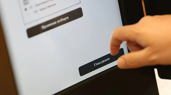 Преди предсрочния вот: 100% от машините за гласуване са проверени