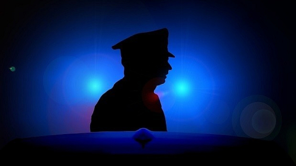 Румен Радев и полковниците: Фуражки и демокрация