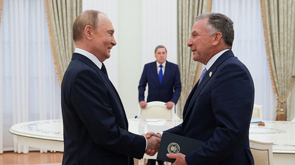 Спецпратеникът на САЩ Уиткоф в Москва: Започва разговори с Путин