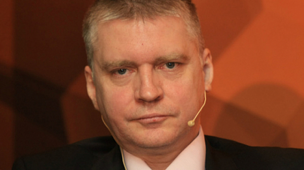 Аламанов: ГЕРБ са задали над 300 въпроса само за ден към новата администрация
