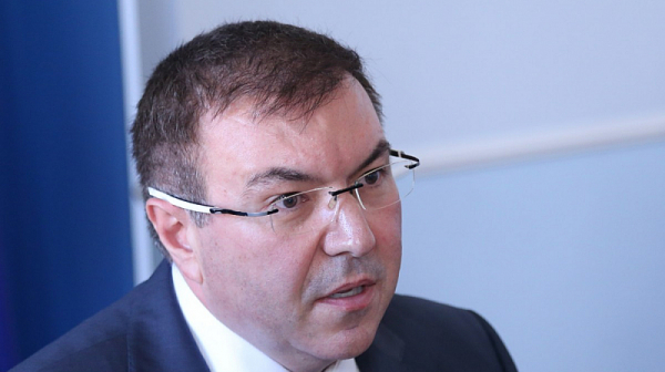 Здравният министър уволни шефа на агенция ”Медицински надзор”