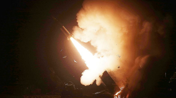 С дронове и ракети ATACMS Украйна затвори московски летища