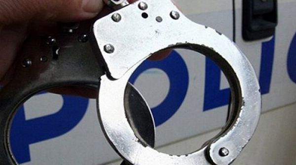 50-годишен мъж нападна и рани двама полицаи във Варна