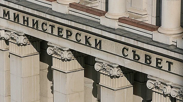 Масова рокада: Служебният кабинет смени 28 областни управители