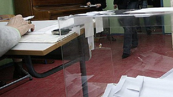Жители на Копривлен гласували с фалшив химикал с изчезващо мастило