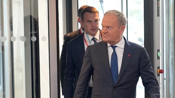 Туск към лидерите на ЕС за финансирането на Украйна: „Пари днес или кръв утре“