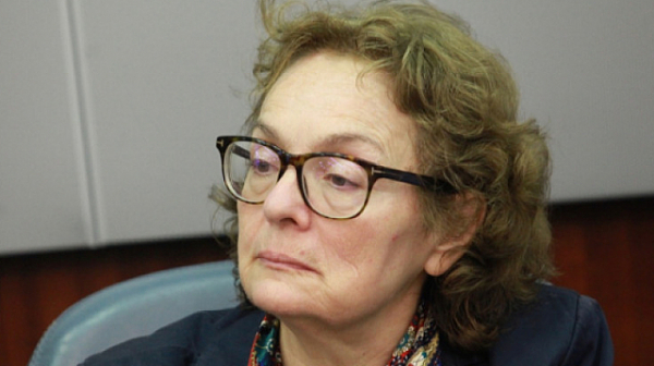 Румяна Коларова: Не мога да разбера човек от ДСБ - харесвал Бойко Рашков, но не и Корнелия Нинова