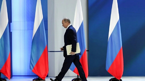 Кремъл сменя термина ”денацификация”, руснаците не го разбират