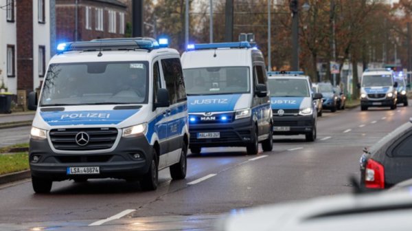 Кървава стрелба край Йоханесбург: 10 жертви и 10 ранени