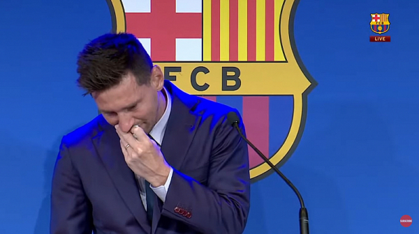Със сълзи на очи Меси се сбогува с Барселона /видео/
